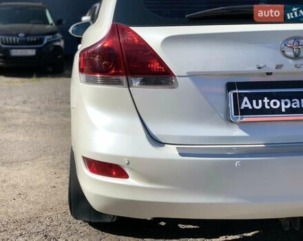 Белый Тойота Венза, объемом двигателя 2.7 л и пробегом 201 тыс. км за 14890 $, фото 12 на Automoto.ua