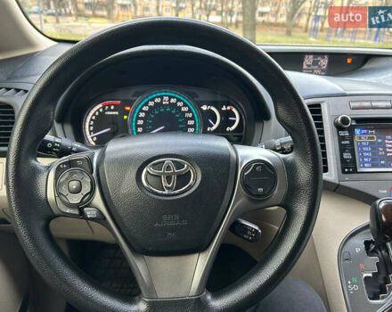 Білий Тойота Венза, об'ємом двигуна 3.46 л та пробігом 240 тис. км за 15300 $, фото 21 на Automoto.ua