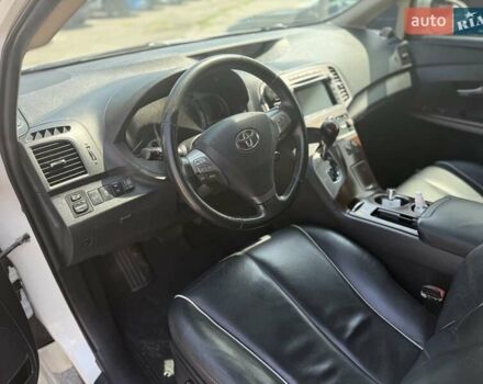 Белый Тойота Венза, объемом двигателя 2.7 л и пробегом 115 тыс. км за 15977 $, фото 6 на Automoto.ua