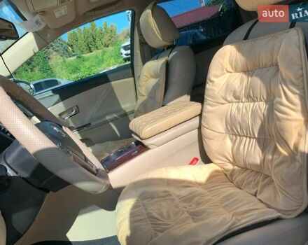 Белый Тойота Венза, объемом двигателя 2.7 л и пробегом 201 тыс. км за 14890 $, фото 29 на Automoto.ua