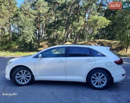 Белый Тойота Венза, объемом двигателя 2.7 л и пробегом 192 тыс. км за 16800 $, фото 1 на Automoto.ua