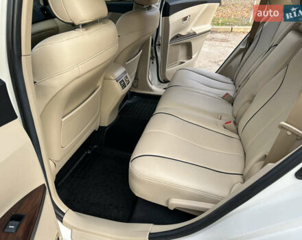 Білий Тойота Венза, об'ємом двигуна 3.46 л та пробігом 240 тис. км за 15300 $, фото 15 на Automoto.ua