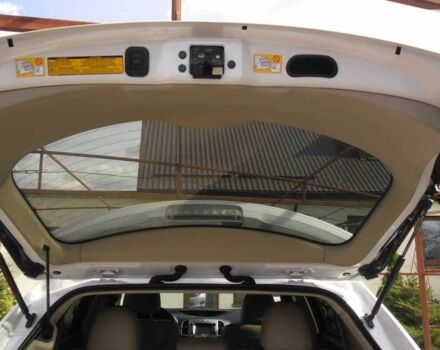 Белый Тойота Венза, объемом двигателя 2.7 л и пробегом 120 тыс. км за 15999 $, фото 12 на Automoto.ua