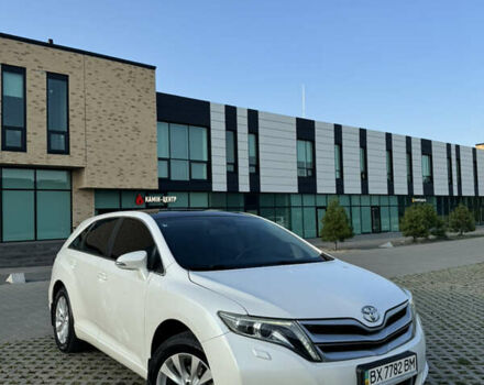 Белый Тойота Венза, объемом двигателя 2.7 л и пробегом 218 тыс. км за 17200 $, фото 3 на Automoto.ua