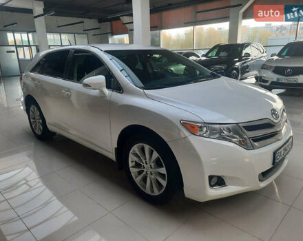 Белый Тойота Венза, объемом двигателя 2.7 л и пробегом 138 тыс. км за 15900 $, фото 1 на Automoto.ua
