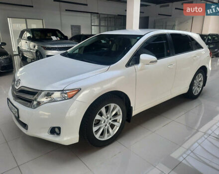 Белый Тойота Венза, объемом двигателя 2.7 л и пробегом 138 тыс. км за 15900 $, фото 2 на Automoto.ua