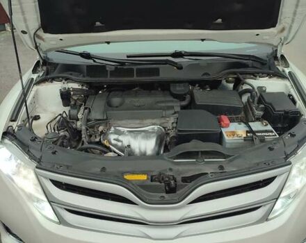 Білий Тойота Венза, об'ємом двигуна 2.7 л та пробігом 154 тис. км за 13300 $, фото 16 на Automoto.ua