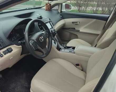 Білий Тойота Венза, об'ємом двигуна 2.7 л та пробігом 154 тис. км за 13300 $, фото 8 на Automoto.ua