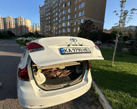 Білий Тойота Венза, об'ємом двигуна 3.5 л та пробігом 120 тис. км за 20000 $, фото 18 на Automoto.ua