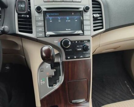 Білий Тойота Венза, об'ємом двигуна 2.7 л та пробігом 154 тис. км за 13300 $, фото 10 на Automoto.ua