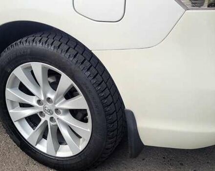 Белый Тойота Венза, объемом двигателя 2.67 л и пробегом 151 тыс. км за 13898 $, фото 3 на Automoto.ua