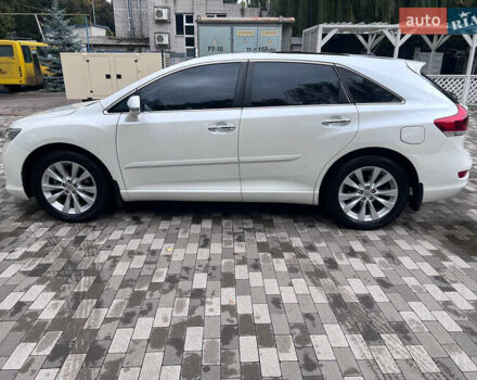 Белый Тойота Венза, объемом двигателя 2.67 л и пробегом 142 тыс. км за 17800 $, фото 5 на Automoto.ua