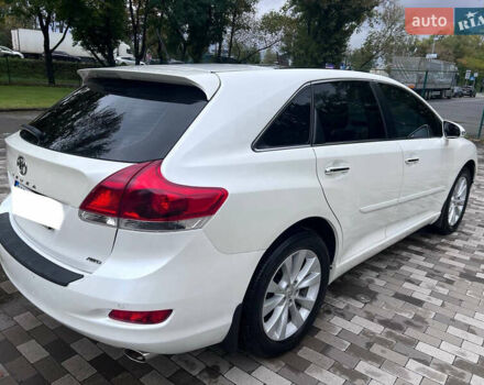 Белый Тойота Венза, объемом двигателя 2.67 л и пробегом 142 тыс. км за 17800 $, фото 7 на Automoto.ua