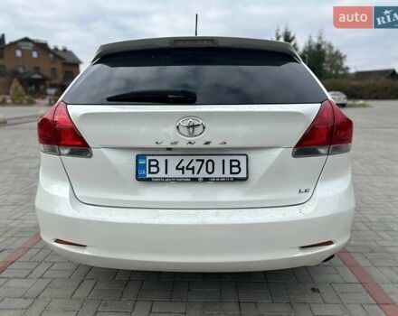 Белый Тойота Венза, объемом двигателя 2.7 л и пробегом 151 тыс. км за 14900 $, фото 3 на Automoto.ua
