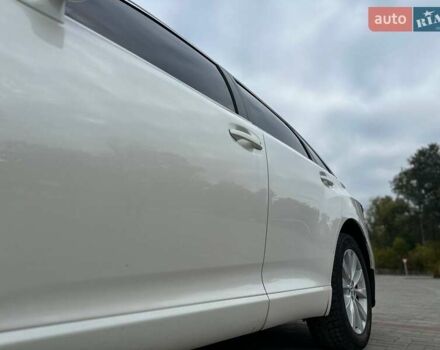 Белый Тойота Венза, объемом двигателя 2.7 л и пробегом 151 тыс. км за 14900 $, фото 4 на Automoto.ua