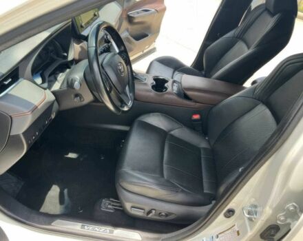 Белый Тойота Венза, объемом двигателя 2.5 л и пробегом 11 тыс. км за 12700 $, фото 9 на Automoto.ua