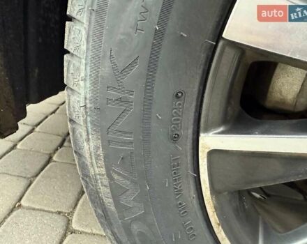 Белый Тойота Венза, объемом двигателя 2.49 л и пробегом 202 тыс. км за 26799 $, фото 17 на Automoto.ua