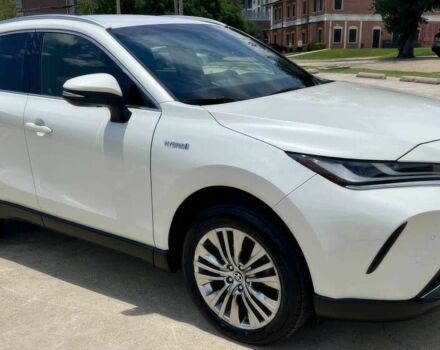 Белый Тойота Венза, объемом двигателя 2 л и пробегом 17 тыс. км за 15500 $, фото 1 на Automoto.ua