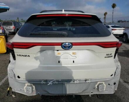 Белый Тойота Венза, объемом двигателя 2.5 л и пробегом 37 тыс. км за 11500 $, фото 5 на Automoto.ua