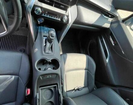 Белый Тойота Венза, объемом двигателя 2.5 л и пробегом 16 тыс. км за 34100 $, фото 5 на Automoto.ua