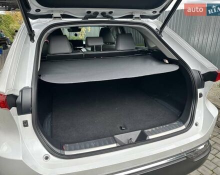 Белый Тойота Венза, объемом двигателя 2.49 л и пробегом 28 тыс. км за 34900 $, фото 18 на Automoto.ua