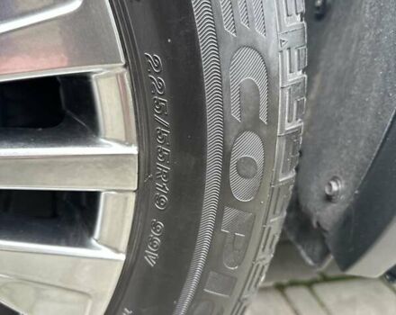 Белый Тойота Венза, объемом двигателя 2.49 л и пробегом 28 тыс. км за 34900 $, фото 19 на Automoto.ua