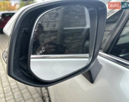 Белый Тойота Венза, объемом двигателя 2.49 л и пробегом 28 тыс. км за 34900 $, фото 15 на Automoto.ua