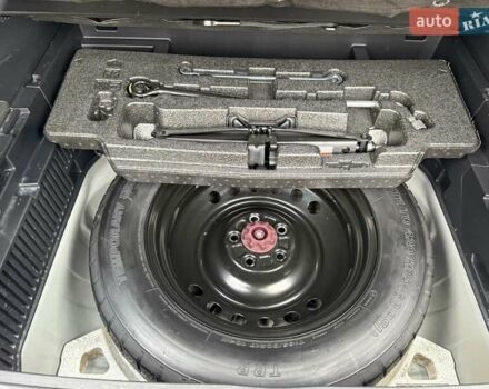 Белый Тойота Венза, объемом двигателя 2.49 л и пробегом 9 тыс. км за 36800 $, фото 46 на Automoto.ua