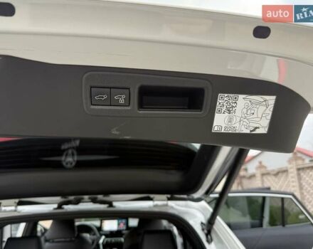 Белый Тойота Венза, объемом двигателя 2.49 л и пробегом 9 тыс. км за 36800 $, фото 45 на Automoto.ua