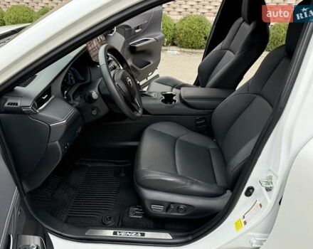 Белый Тойота Венза, объемом двигателя 2.49 л и пробегом 9 тыс. км за 36800 $, фото 40 на Automoto.ua