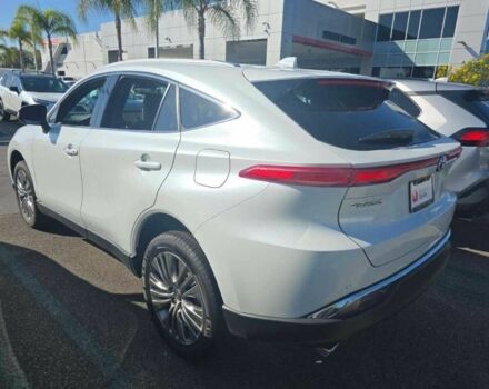 Белый Тойота Венза, объемом двигателя 0 л и пробегом 12 тыс. км за 33200 $, фото 3 на Automoto.ua