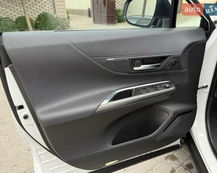 Белый Тойота Венза, объемом двигателя 2.49 л и пробегом 9 тыс. км за 36800 $, фото 25 на Automoto.ua