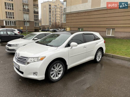 Білий Тойота Венза, об'ємом двигуна 2.7 л та пробігом 165 тис. км за 12500 $, фото 1 на Automoto.ua