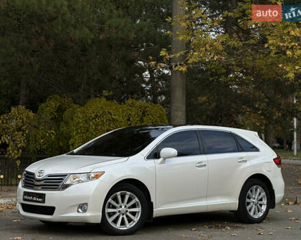 Белый Тойота Венза, объемом двигателя 2.7 л и пробегом 145 тыс. км за 13499 $, фото 1 на Automoto.ua