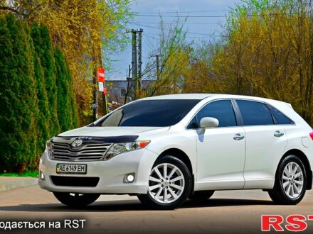 Тойота Венза 2011 в Днепре (Днепропетровске) на Automoto.ua Белый Тойота Венза, объемом двигателя 2.7 л и пробегом 111 тыс. км за 15200 $, фото 1 на Automoto.ua