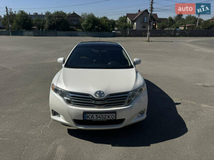 Белый Тойота Венза, объемом двигателя 2.67 л и пробегом 297 тыс. км за 12500 $, фото 1 на Automoto.ua