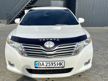 Білий Тойота Венза, об'ємом двигуна 2.7 л та пробігом 190 тис. км за 12800 $, фото 1 на Automoto.ua