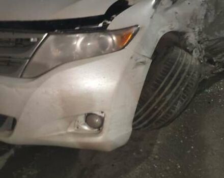 Білий Тойота Венза, об'ємом двигуна 2.7 л та пробігом 183 тис. км за 6000 $, фото 1 на Automoto.ua