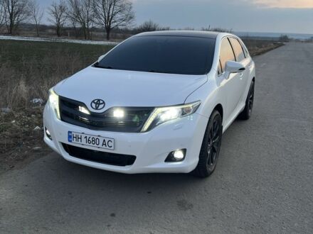Белый Тойота Венза, объемом двигателя 2.7 л и пробегом 108 тыс. км за 19200 $, фото 1 на Automoto.ua