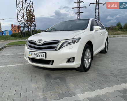 Білий Тойота Венза, об'ємом двигуна 2.7 л та пробігом 150 тис. км за 19500 $, фото 1 на Automoto.ua
