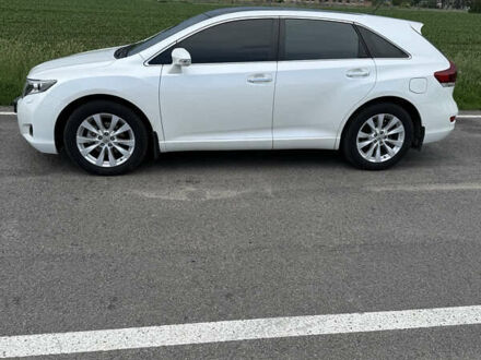 Білий Тойота Венза, об'ємом двигуна 2.7 л та пробігом 190 тис. км за 16900 $, фото 1 на Automoto.ua