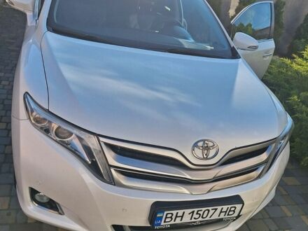 Білий Тойота Венза, об'ємом двигуна 2.7 л та пробігом 292 тис. км за 14800 $, фото 1 на Automoto.ua