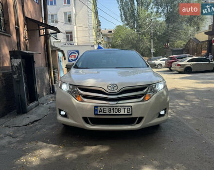 Белый Тойота Венза, объемом двигателя 3.5 л и пробегом 210 тыс. км за 19000 $, фото 1 на Automoto.ua
