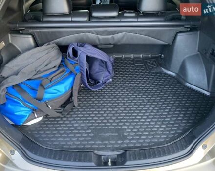 Бежевый Тойота Венза, объемом двигателя 2.7 л и пробегом 180 тыс. км за 15700 $, фото 37 на Automoto.ua