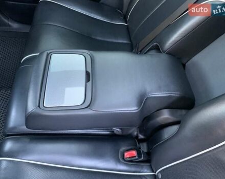 Бежевый Тойота Венза, объемом двигателя 2.7 л и пробегом 180 тыс. км за 15700 $, фото 22 на Automoto.ua