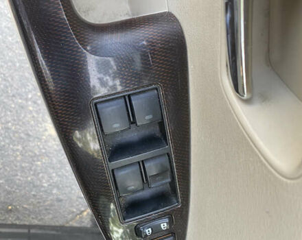 Чорний Тойота Венза, об'ємом двигуна 2.7 л та пробігом 250 тис. км за 14500 $, фото 7 на Automoto.ua