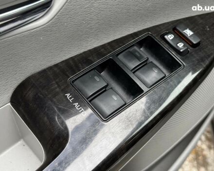 Чорний Тойота Венза, об'ємом двигуна 2.7 л та пробігом 155 тис. км за 14480 $, фото 9 на Automoto.ua