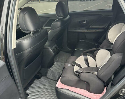 Черный Тойота Венза, объемом двигателя 2.67 л и пробегом 107 тыс. км за 18900 $, фото 5 на Automoto.ua