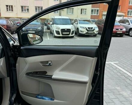 Чорний Тойота Венза, об'ємом двигуна 2.7 л та пробігом 152 тис. км за 13600 $, фото 12 на Automoto.ua