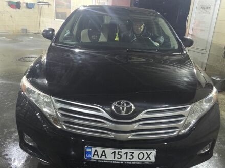 Черный Тойота Венза, объемом двигателя 2.7 л и пробегом 205 тыс. км за 12000 $, фото 1 на Automoto.ua